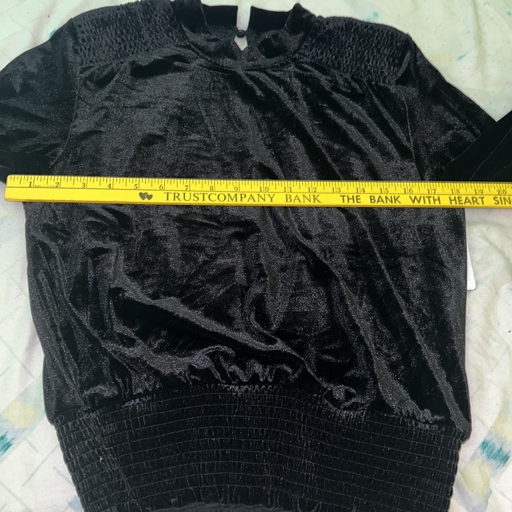 Laundry by Shelli Segal Small black velour top New With Tags polyester blend - Picture 10 of 14